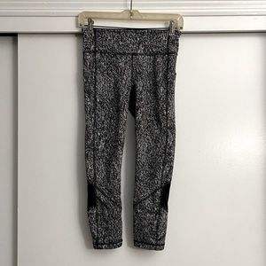 Lululemon pace rival crops